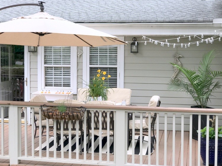 Cream-Colored Patio Haven for Entertaining