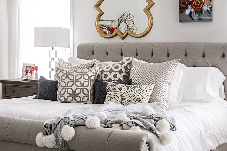 How to Style Your Bed Like a Pro