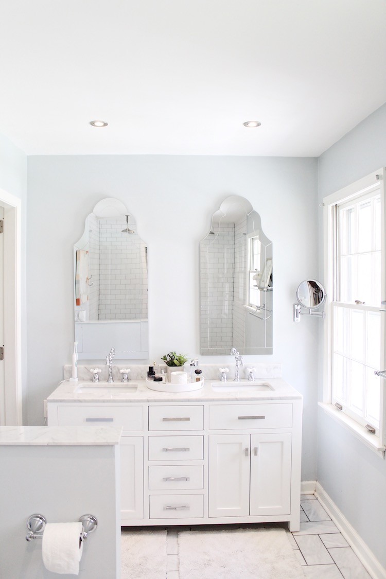 Bathroom backsplash