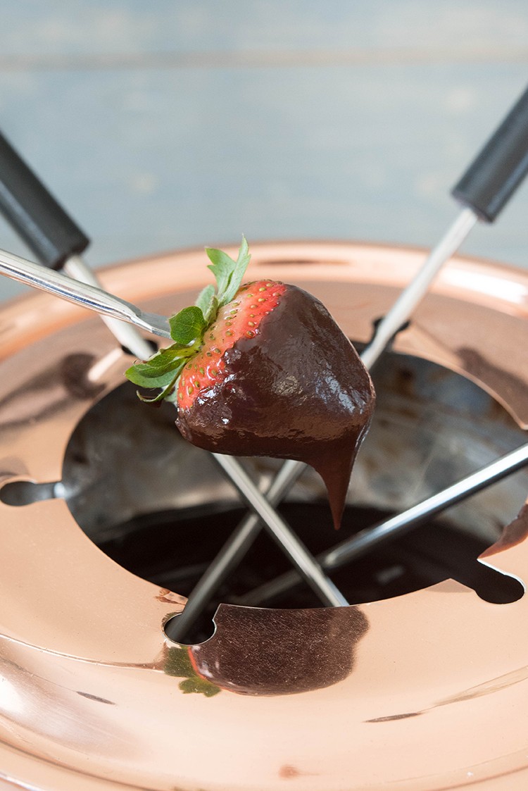 Holiday Chocolate Hazelnut Fondue Recipe