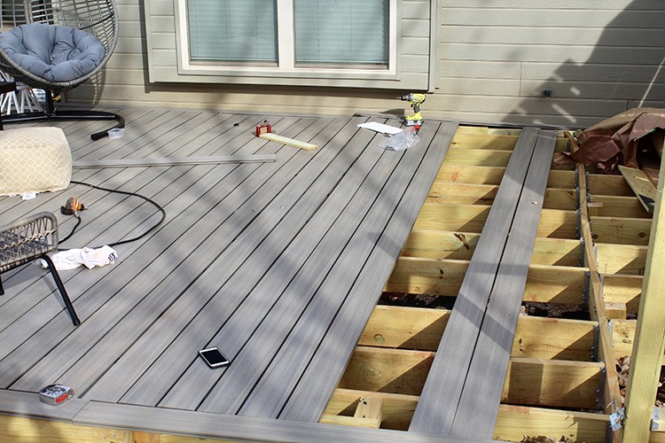 5 Steps to the Perfect Backyard: Build a Floating Deck