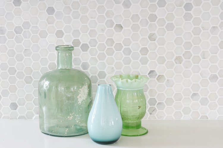 7 Easy Steps to Install a Marble Hexagon Tile Kitchen Backsplash