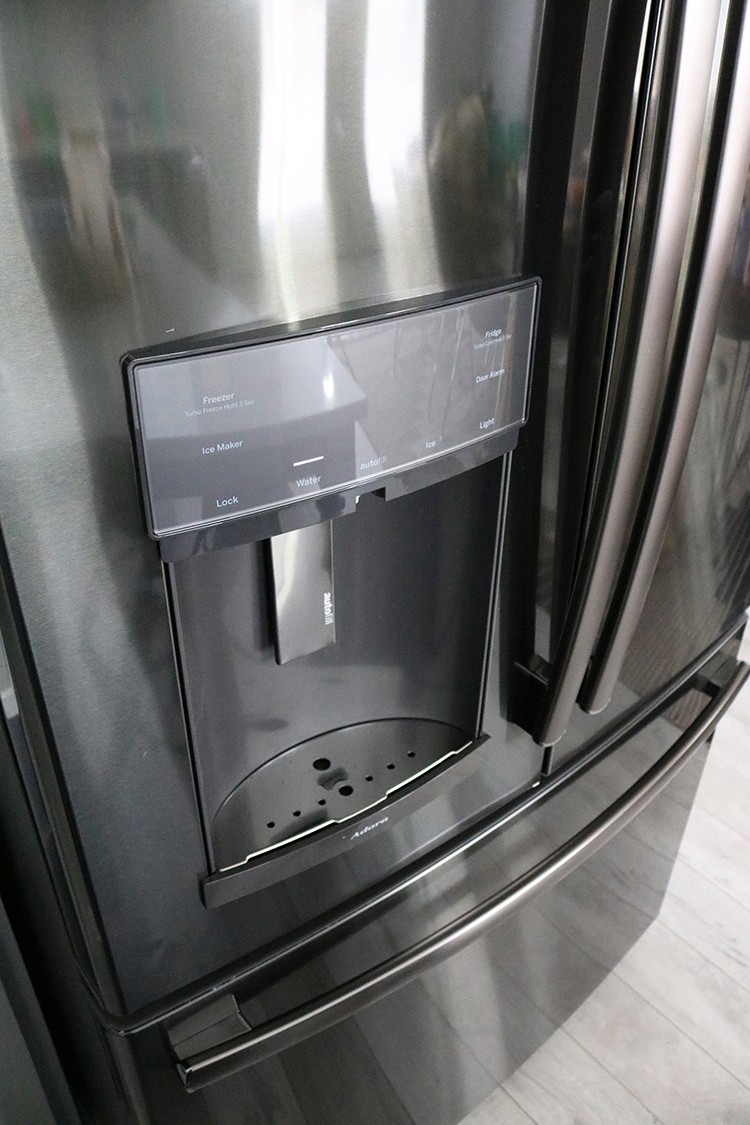 styling GE black stainless steel kitchen appliances