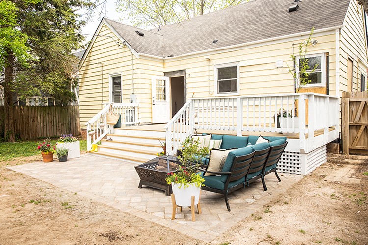 How to Create a Lively Patio Space for Outdoor Entertaining