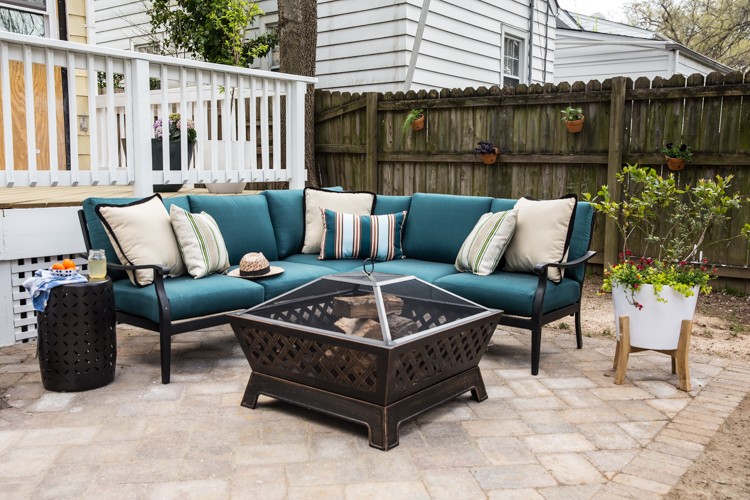 How to Create a Lively Patio Space for Outdoor Entertaining