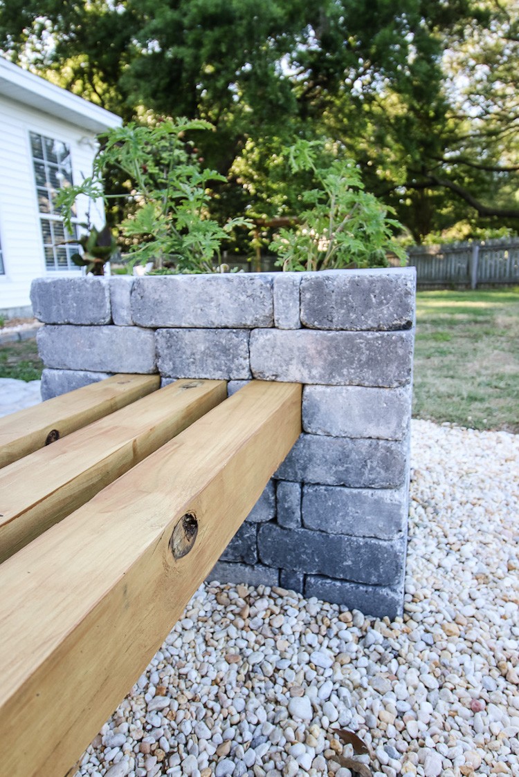 Follow along as Morgan of Charleston Crafted takes you through a few simple steps to create this paver bench and fire pit set up!