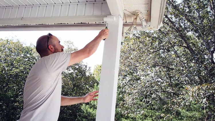 Mike Poorman of Woodshop Mike completely transformed his outdated back porch into an outdoor oasis for both family and friends to enjoy.