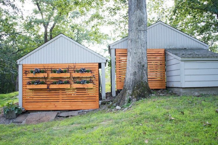 How to Hide a Chain Link Fence to Add Curb Appeal