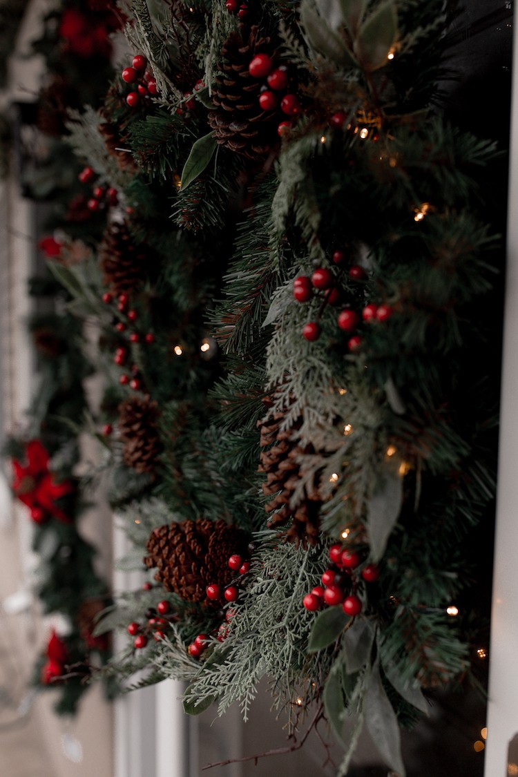 Festive Christmas Porch in Under 20 Minutes